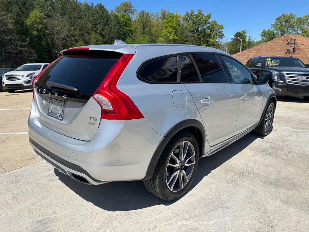 used 2016 Volvo V60 Cross Country car, priced at $9,450