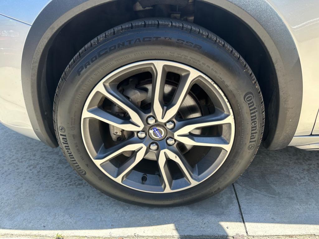 used 2016 Volvo V60 Cross Country car, priced at $9,450