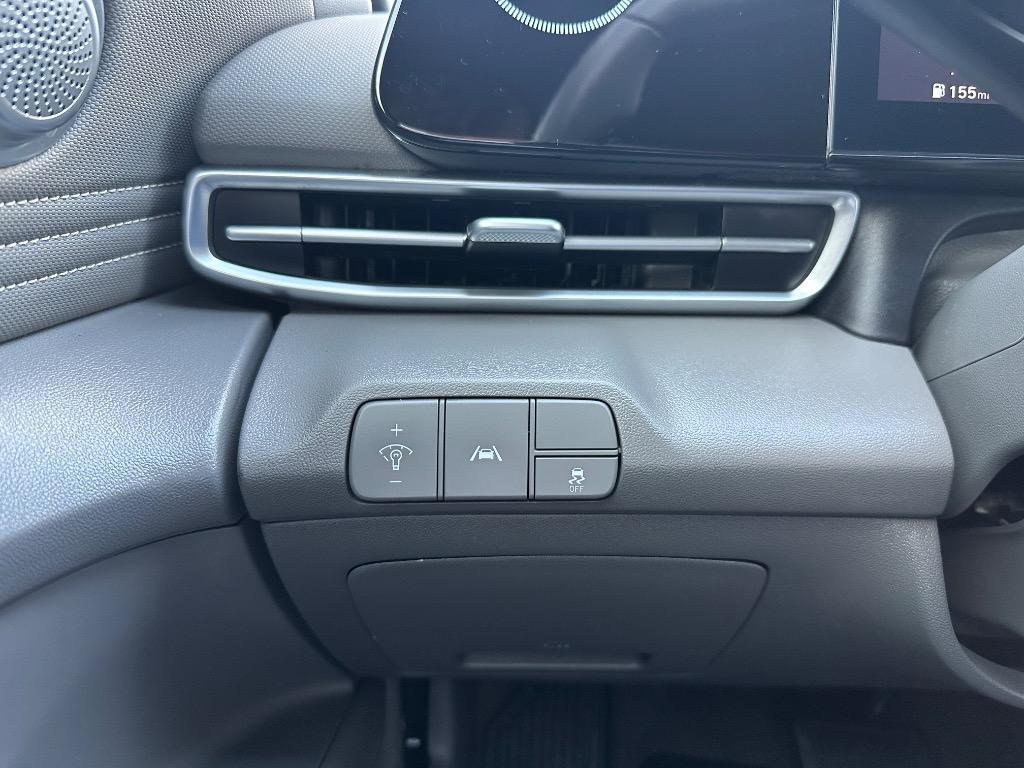 used 2023 Hyundai Elantra car, priced at $13,550