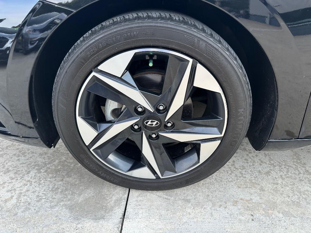 used 2023 Hyundai Elantra car, priced at $13,550