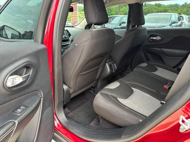 used 2016 Jeep Cherokee car, priced at $7,950