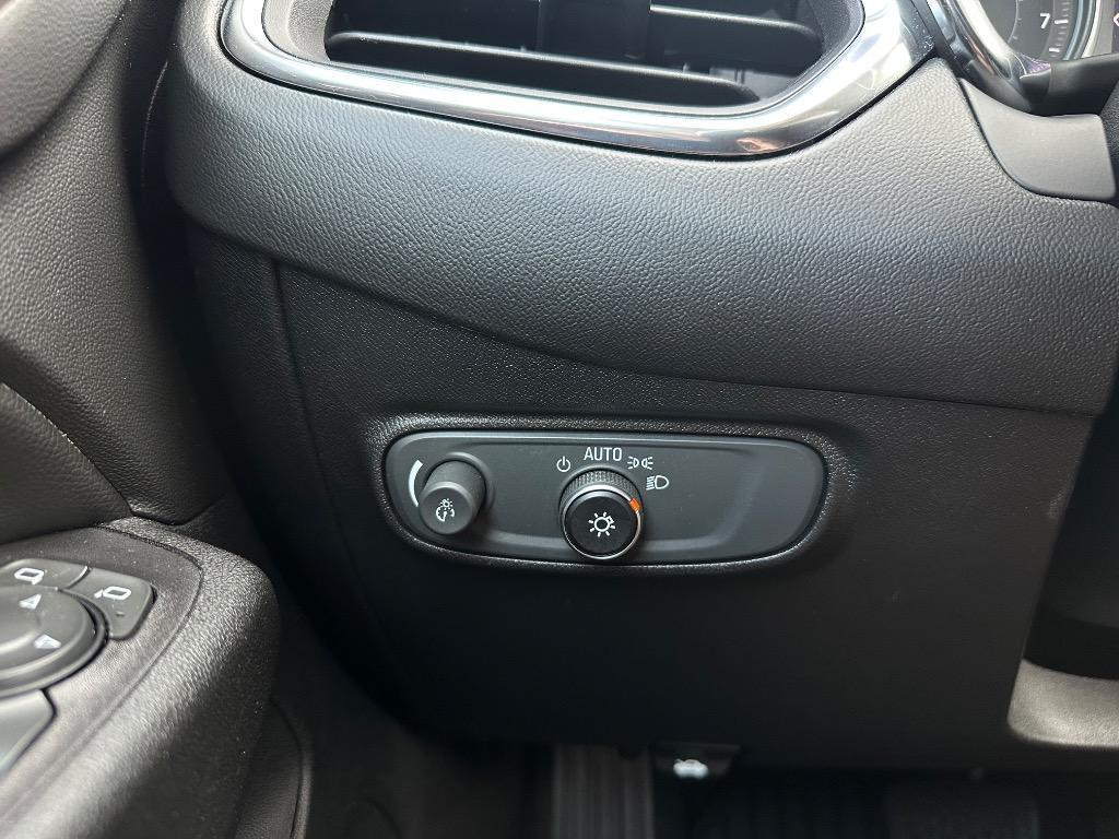 used 2019 Chevrolet Equinox car, priced at $11,950