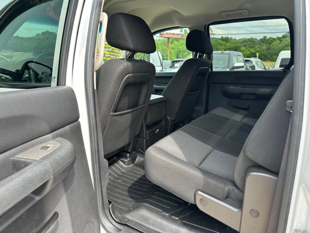 used 2011 Chevrolet Silverado 2500 car, priced at $21,950
