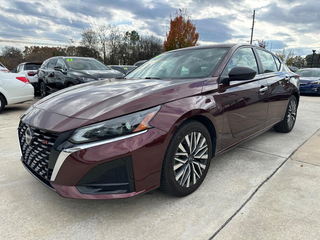 used 2024 Nissan Altima car, priced at $17,950