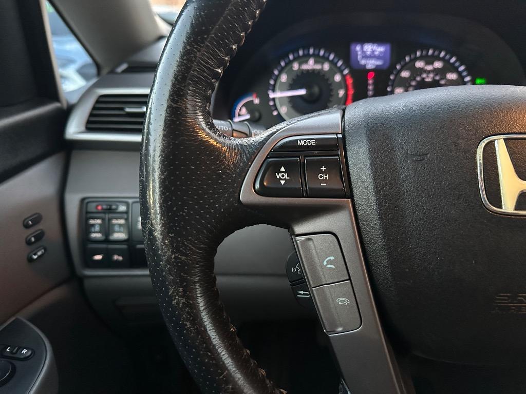 used 2013 Honda Odyssey car, priced at $9,950