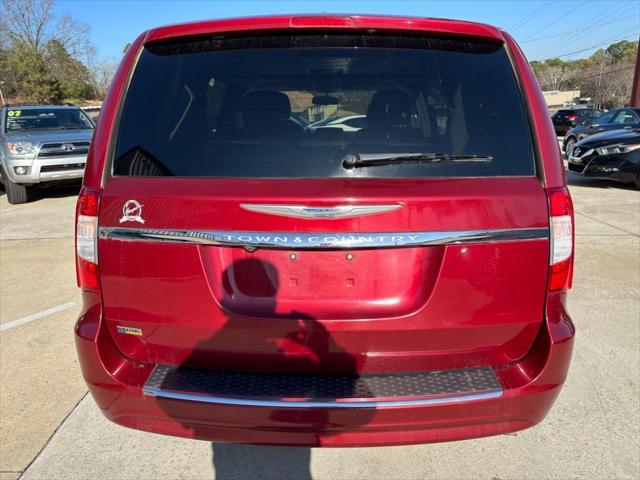 used 2016 Chrysler Town & Country car, priced at $8,950