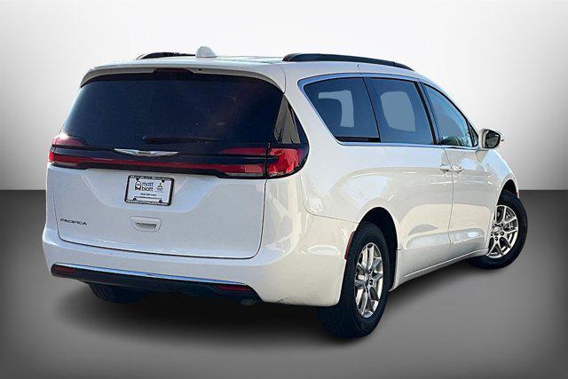 used 2022 Chrysler Pacifica car, priced at $22,999