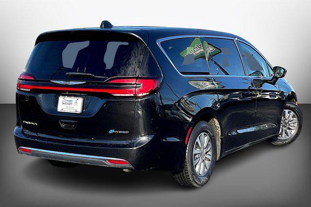 used 2022 Chrysler Pacifica Hybrid car, priced at $24,310