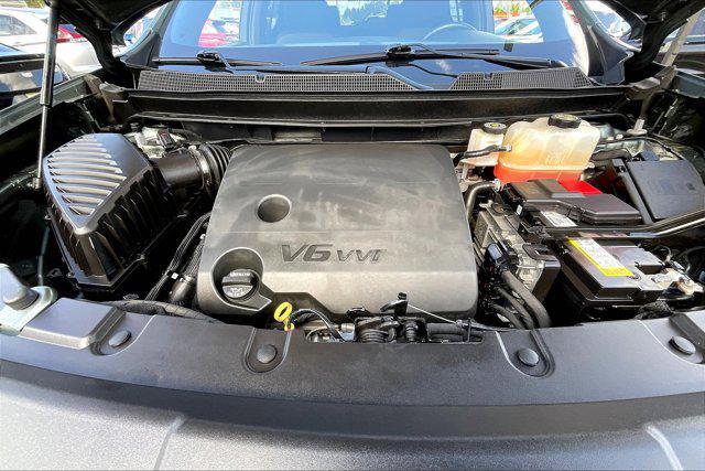 used 2023 Chevrolet Traverse car, priced at $29,799