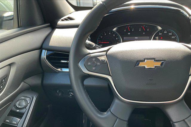 used 2023 Chevrolet Traverse car, priced at $29,799