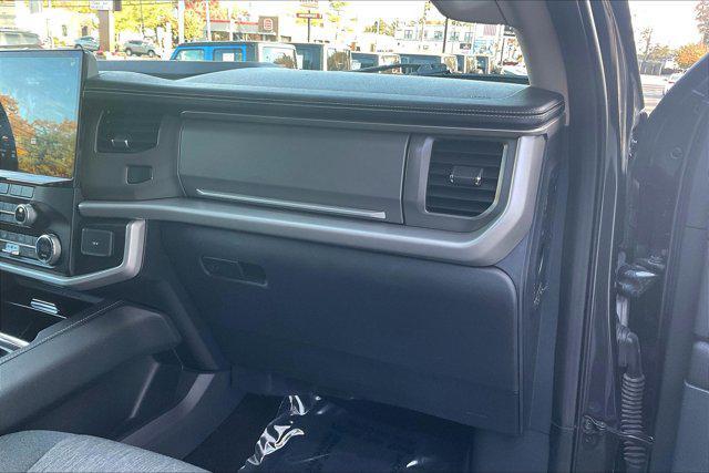 used 2022 Ford Expedition car, priced at $46,066