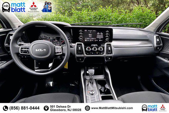 used 2022 Kia Sorento car, priced at $26,899