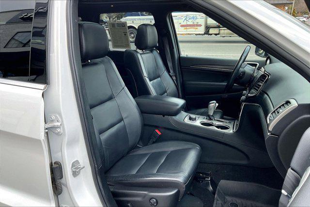 used 2022 Jeep Grand Cherokee car, priced at $30,310