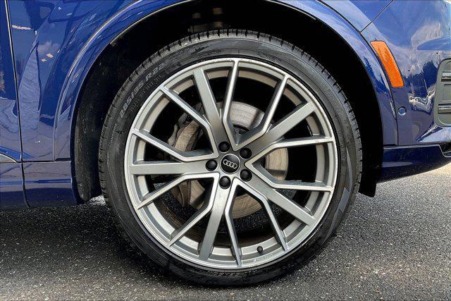 used 2019 Audi Q7 car, priced at $29,995