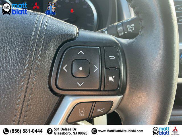 used 2019 Toyota Highlander car, priced at $22,999