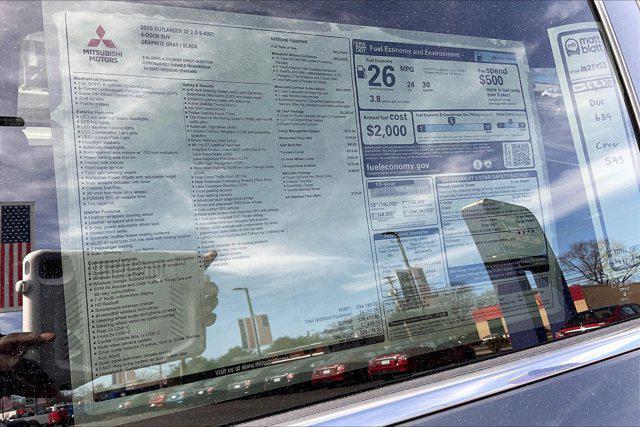 new 2025 Mitsubishi Outlander car, priced at $39,970