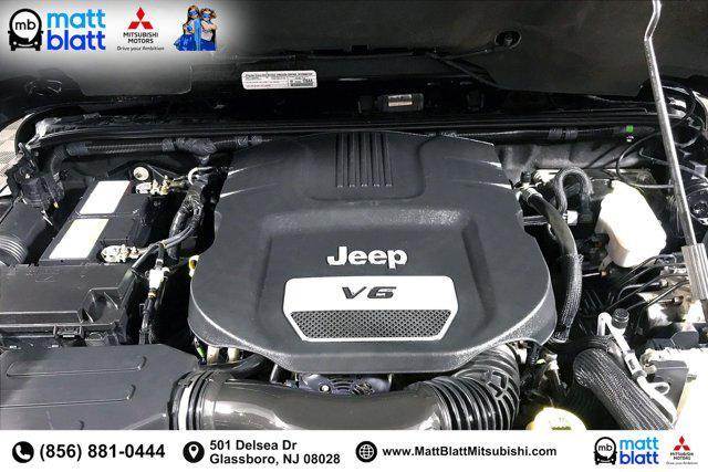 used 2015 Jeep Wrangler Unlimited car, priced at $21,999