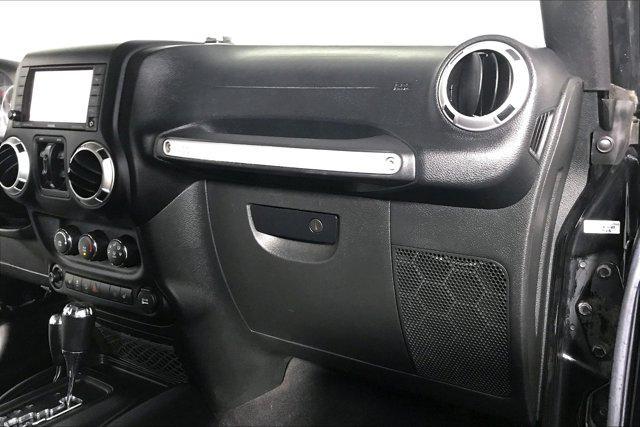 used 2015 Jeep Wrangler Unlimited car, priced at $21,999