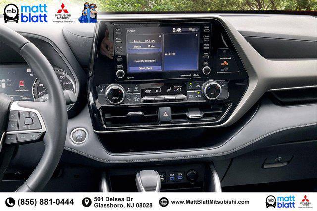 used 2022 Toyota Highlander car, priced at $37,499