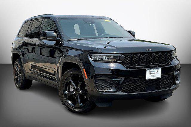 used 2023 Jeep Grand Cherokee car, priced at $34,895