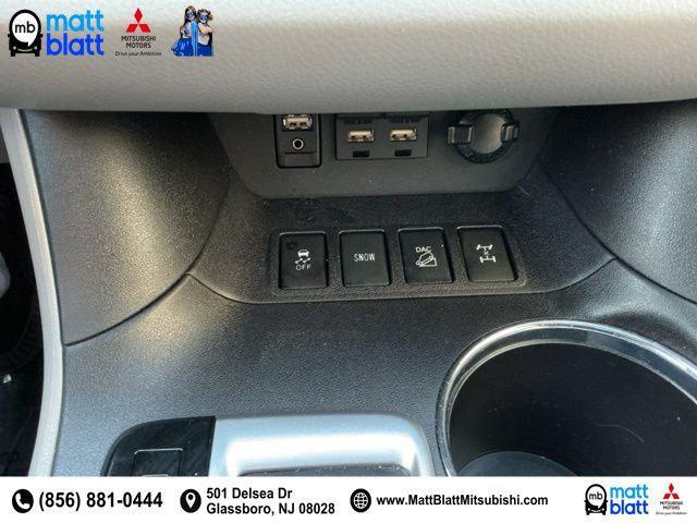 used 2019 Toyota Highlander car, priced at $25,599