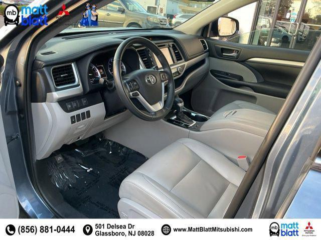 used 2019 Toyota Highlander car, priced at $25,599