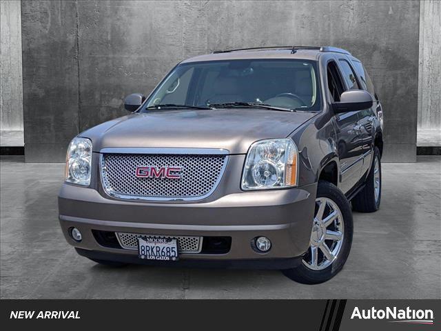 used 2014 GMC Yukon car, priced at $15,977