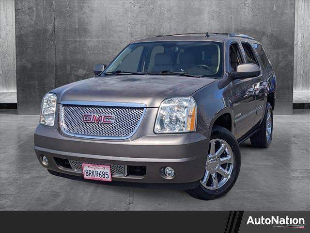 used 2014 GMC Yukon car, priced at $21,822