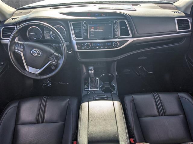 used 2019 Toyota Highlander car, priced at $26,322