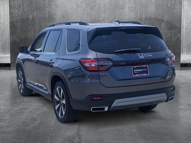 new 2025 Honda Pilot car, priced at $45,731
