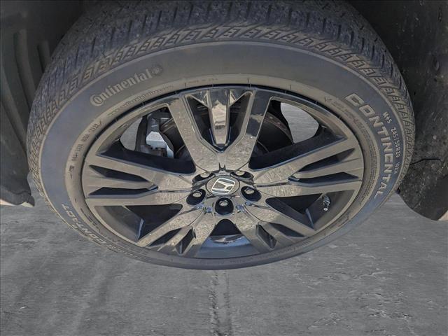 used 2022 Honda Pilot car, priced at $33,877