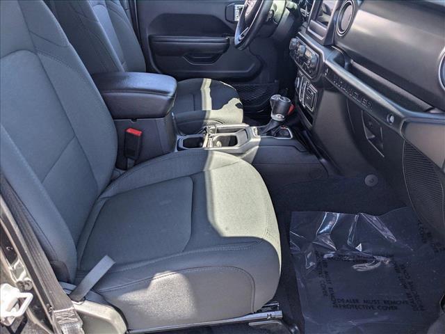 used 2020 Jeep Wrangler Unlimited car, priced at $28,322