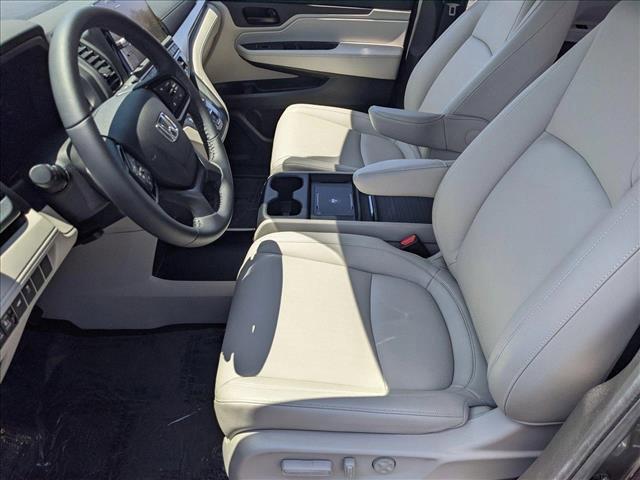used 2025 Honda Odyssey car, priced at $39,822