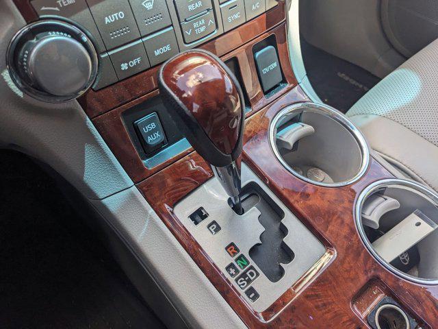 used 2012 Toyota Highlander car, priced at $15,177
