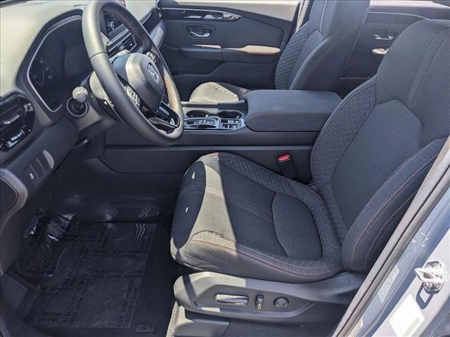 new 2025 Honda Pilot car, priced at $44,205