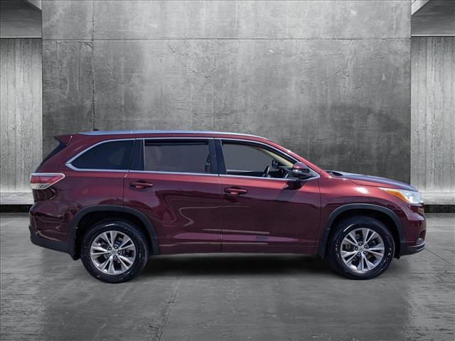 used 2014 Toyota Highlander car, priced at $15,344