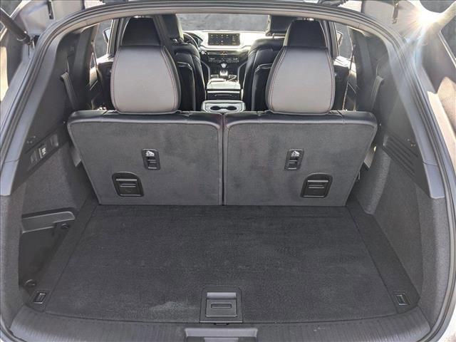 used 2022 Acura MDX car, priced at $44,222
