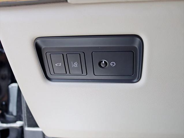 used 2017 Land Rover Range Rover car, priced at $21,995