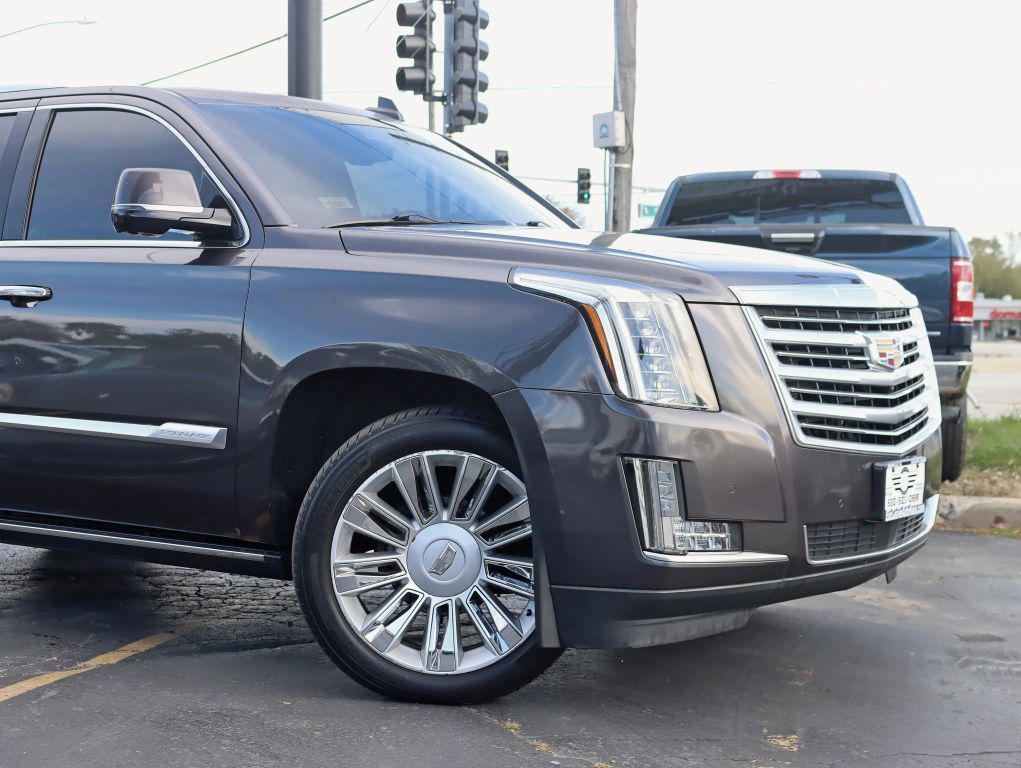 used 2016 Cadillac Escalade ESV car, priced at $23,995