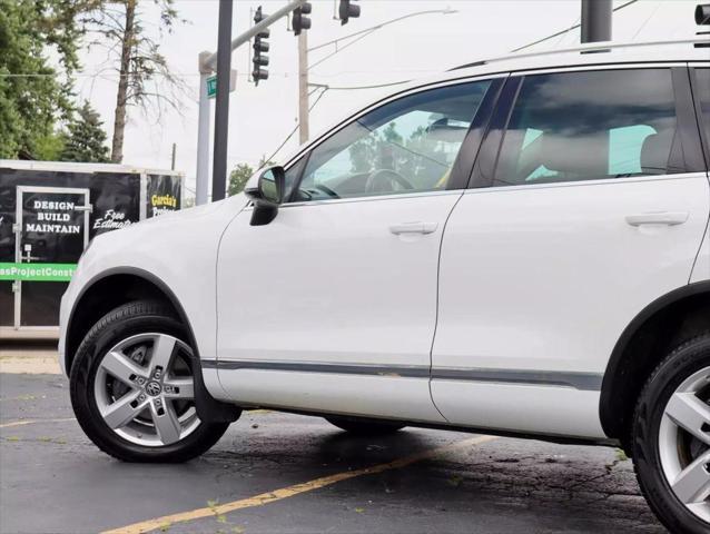 used 2014 Volkswagen Touareg car, priced at $13,995