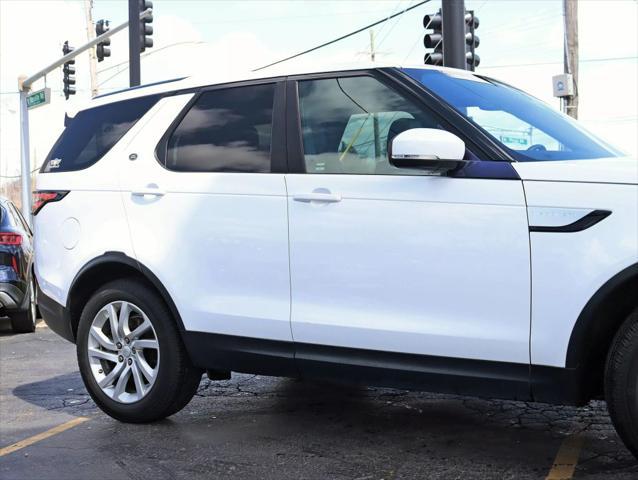 used 2018 Land Rover Discovery car, priced at $19,495