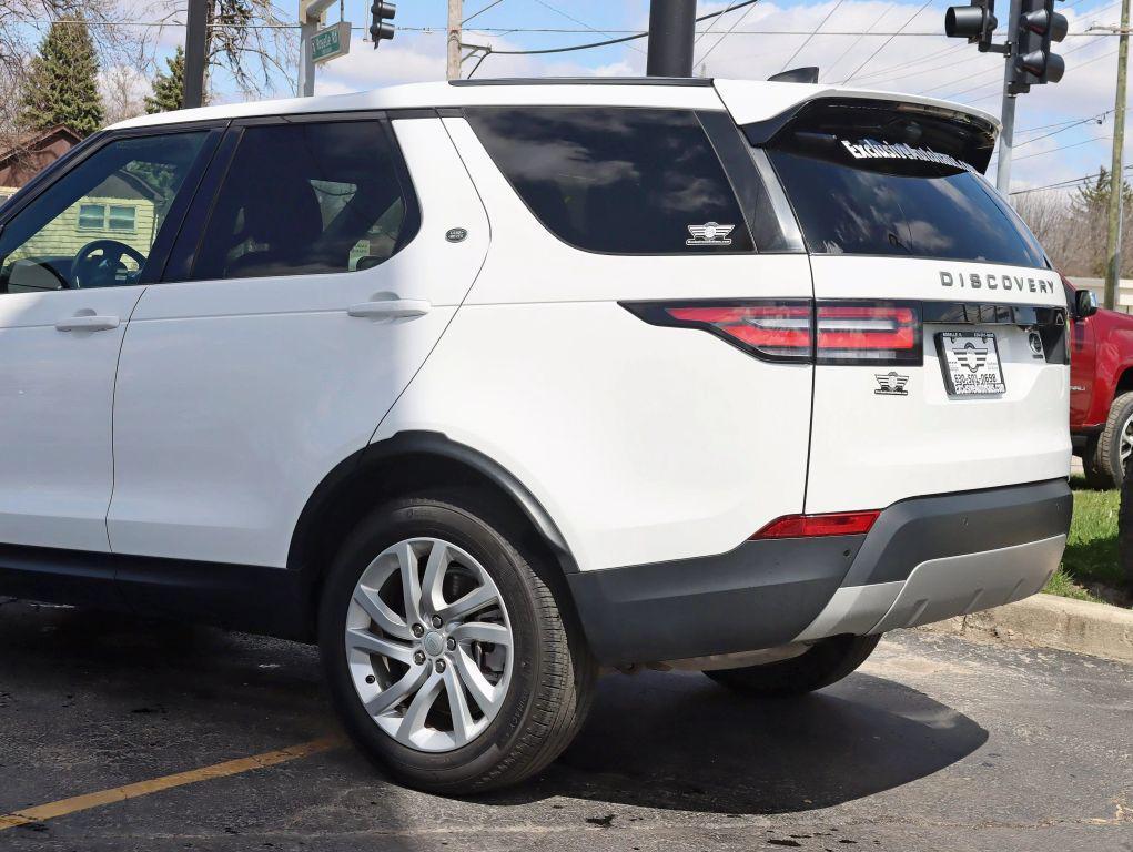 used 2018 Land Rover Discovery car, priced at $18,995