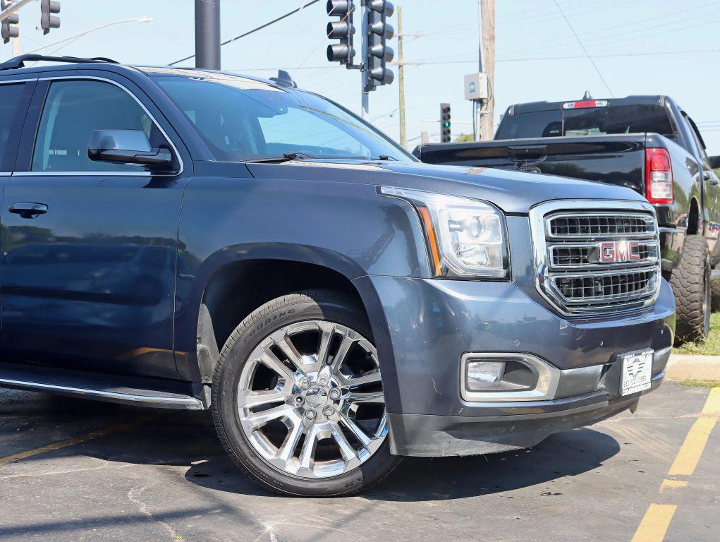 used 2020 GMC Yukon XL car, priced at $35,995
