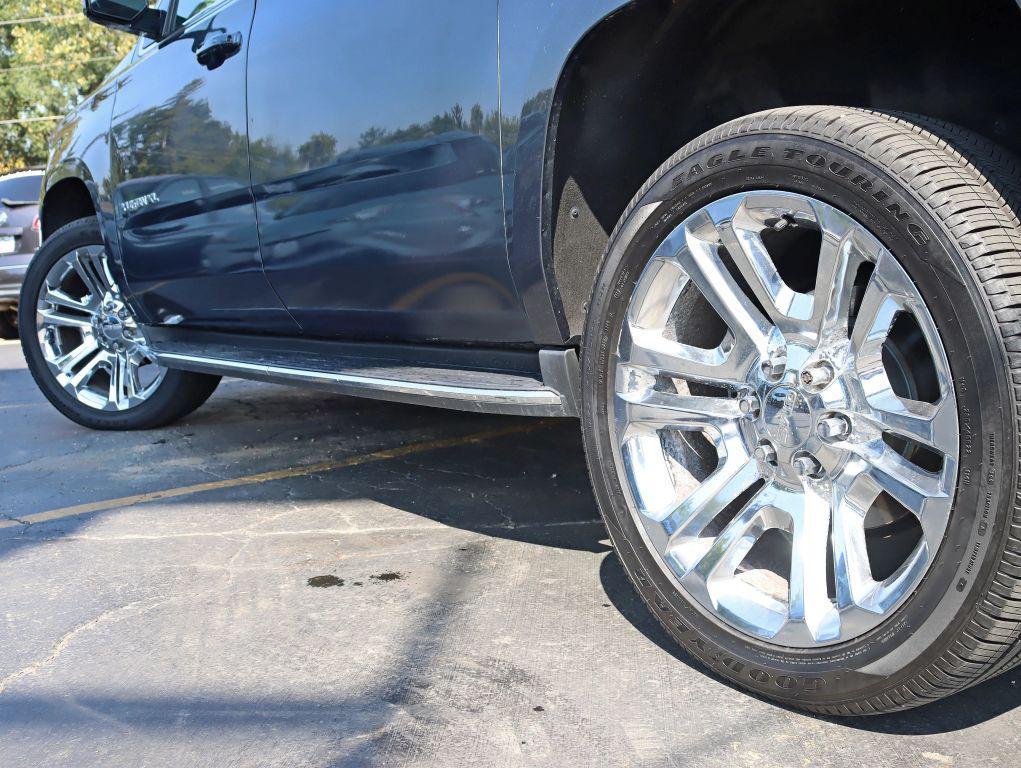 used 2020 GMC Yukon XL car, priced at $35,995