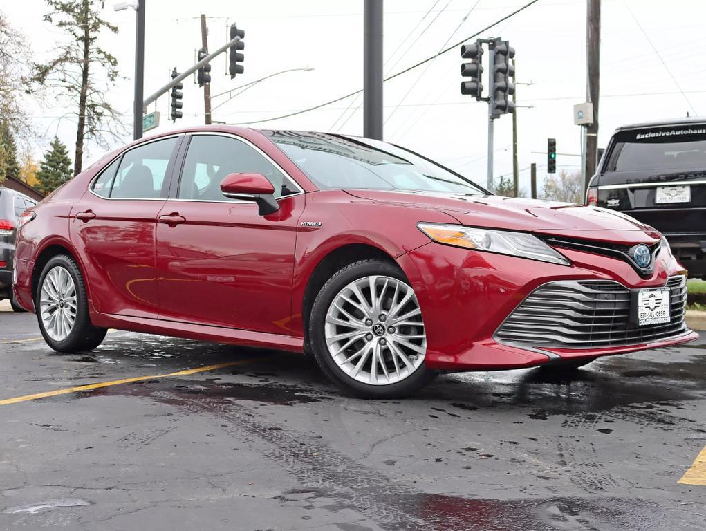 used 2018 Toyota Camry Hybrid car, priced at $19,995