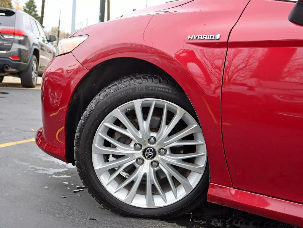 used 2018 Toyota Camry Hybrid car, priced at $19,995