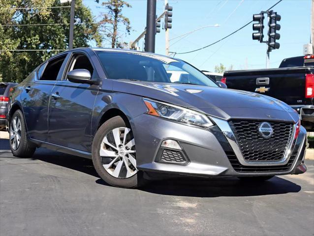 used 2019 Nissan Altima car, priced at $13,895