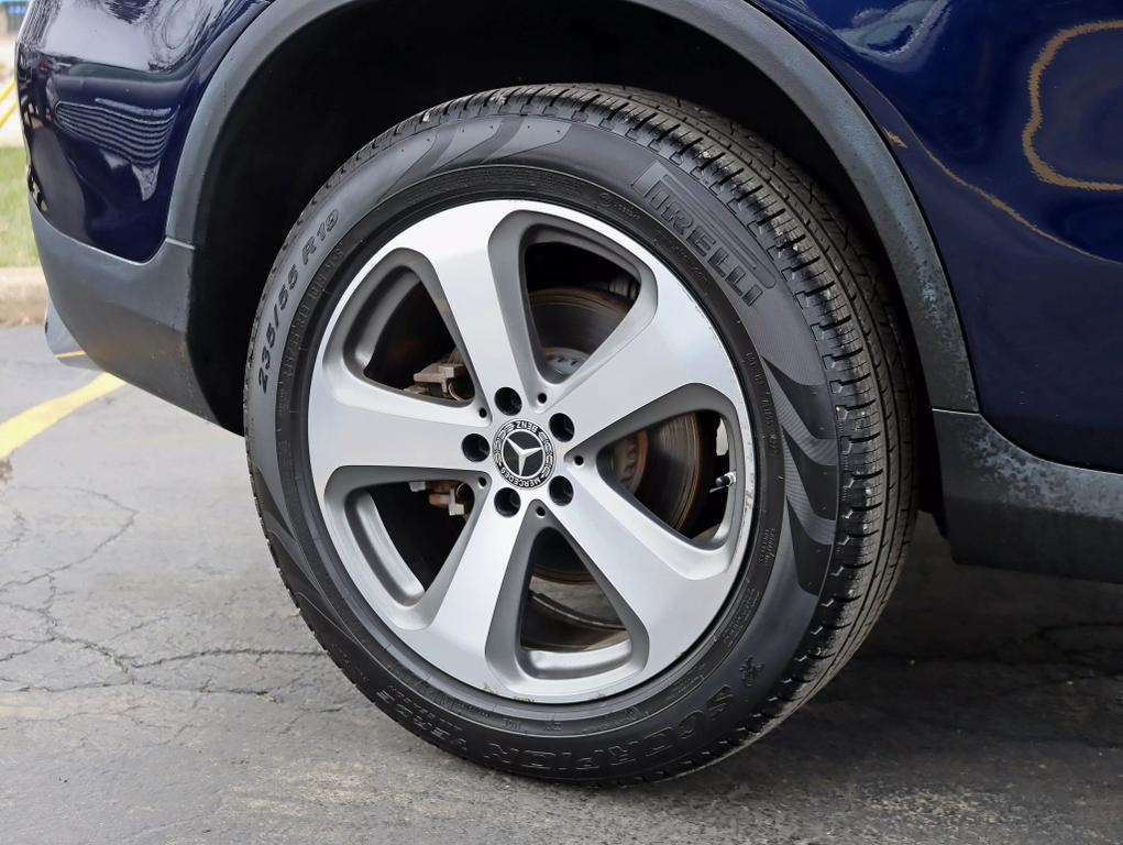 used 2019 Mercedes-Benz GLC 300 car, priced at $18,995