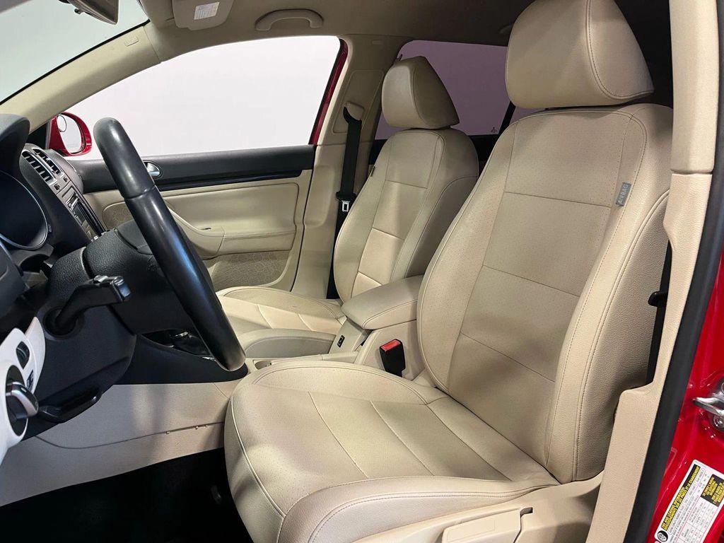 used 2013 Volkswagen Jetta SportWagen car, priced at $7,291