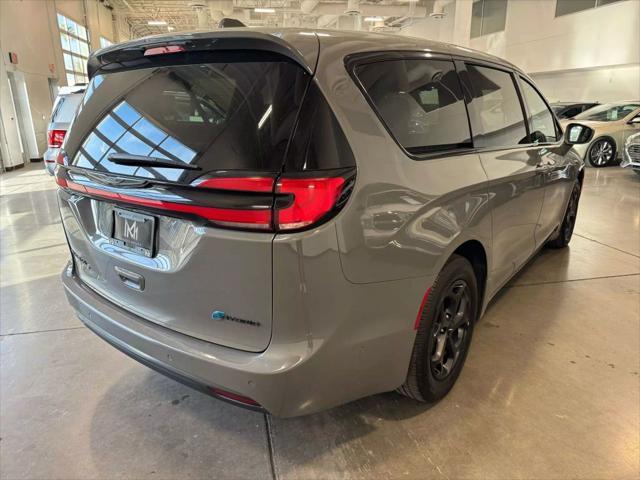 used 2022 Chrysler Pacifica Hybrid car, priced at $25,991